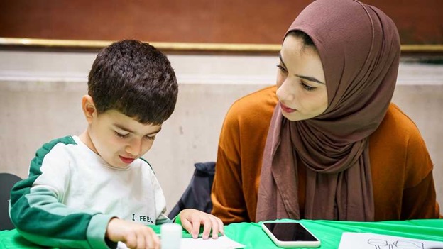 Write about flight on a kite, build a fairytale forest &amp; create Afghan geometric paterns! Join artists Ghafar Tajmohammad, Siôn Ap Tomos &amp; myself on Saturday 25th June for our <a href="/RefugeeWeek/">Refugee Week 🧡</a> family workshops <a href="/britishlibrary/">British Library</a>! Book: bl.uk/events/family-… #RefugeesWelcome