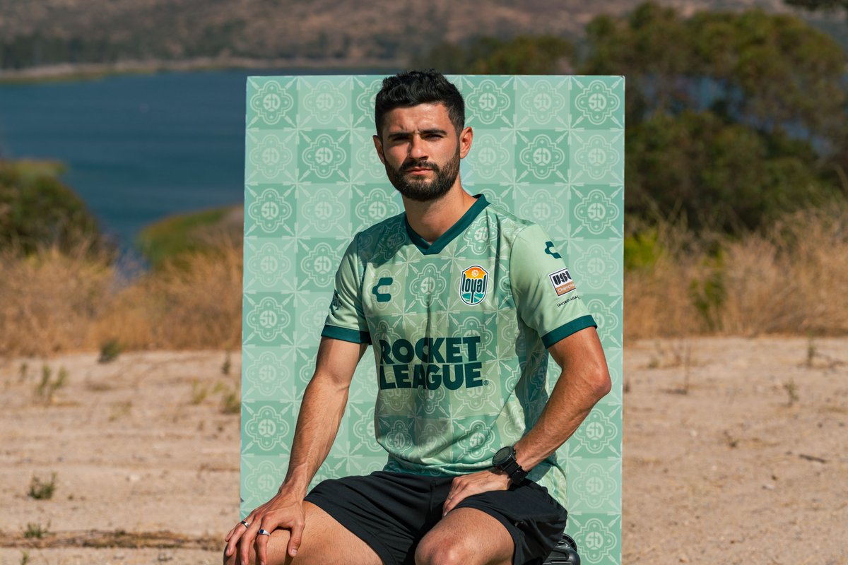 SanDiegoLoyal's tweet photo. Your city. Your club. Your team. 

Learn more about us this Sun, June 19 for our next home match as we celebrate #619Day at Torero Stadium and wear our Siempre Leal kits for the first time. 

TIX: https://t.co/XVXw6fSD3M

#SiempreLeal https://t.co/KEZY13ZEFV