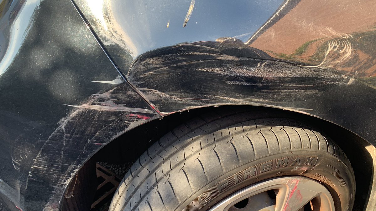PjAsh748's tweet photo. @FirstBSA 
Ref Bump by Aldi/Fire Engine pub https://t.co/lkgJqC7Nj9 14Jun 17:40, Your driver not only verbally abused my 17yo daughter but made a point of forcing himself past and causing damage! No number taken, bus drove off, not in service-response please https://t.co/qO5tA0UWNe