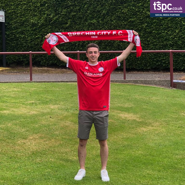 ✍ 𝗖𝗜𝗧𝗬 𝗦𝗡𝗔𝗣 𝗨𝗣 𝗧𝗔𝗟𝗘𝗡𝗧𝗘𝗗 𝗠𝗜𝗗𝗙𝗜𝗘𝗟𝗗𝗘𝗥

Manager Andy Kirk continues to strengthen his squad ahead of the new campaign with the addition of promising midfielder Fraser MacLeod from East Craigie on a 2-year contract.

Full story ➡️ brechincity.com/bcfc/p/n/2641