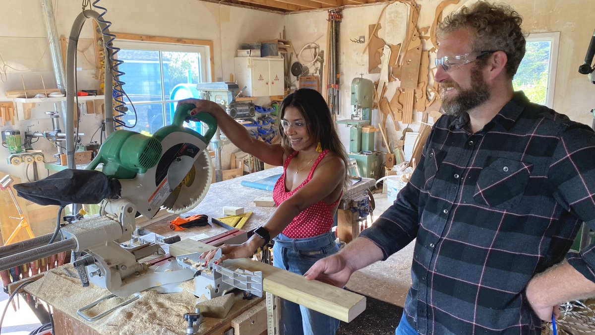 lumberjackcooks's tweet photo. What fun #woodworking project are host Shane Mountain and guest Tizy Koshy making? Tune in to #LumberjacksCookbook June 23rd to find out! Only on #BellFibeTV1. https://t.co/XZMbVr4Z7w