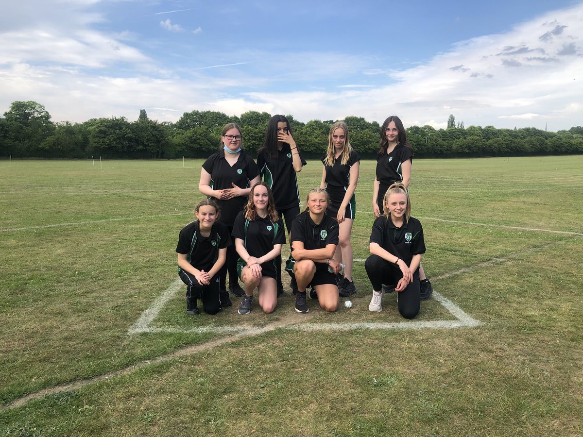 Our Year 10 Rounders team reached the semi-final and came 4th in district, what a result! 🥎⚾️