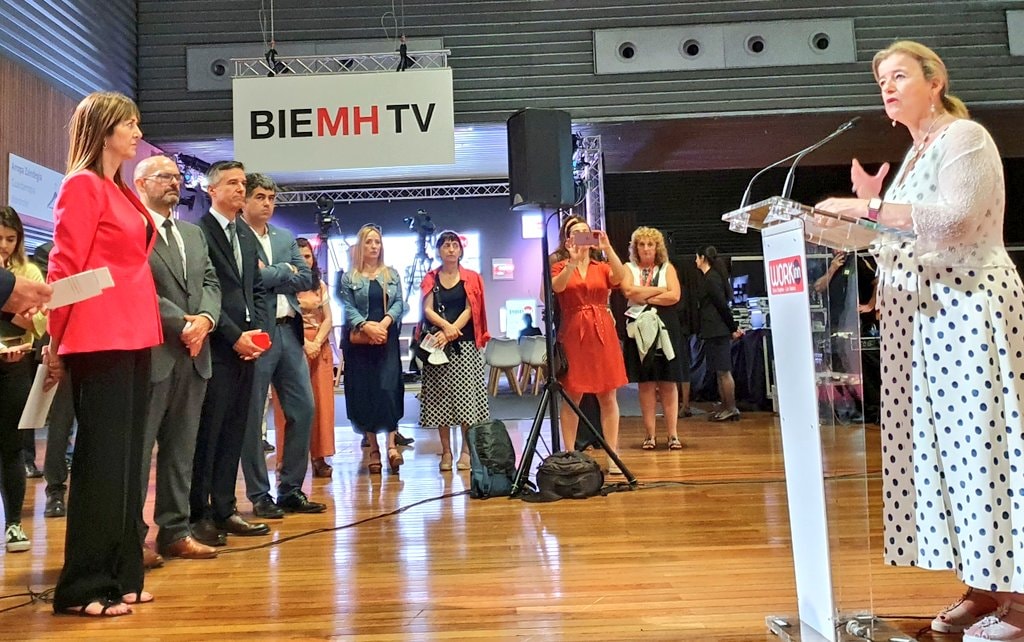 bizkaiaemplea's tweet photo. Esta mañana se ha inaugurado la feria de empleo industrial #Workinn, vinculada a la BIEMH.
Pegados al terreno, colaborando con las empresas para conocer sus necesidades de talento y poder desarrollar programas de #empleo eficaces. Empleo industrial, empleo de calidad. https://t.co/kzFfUJi1QD