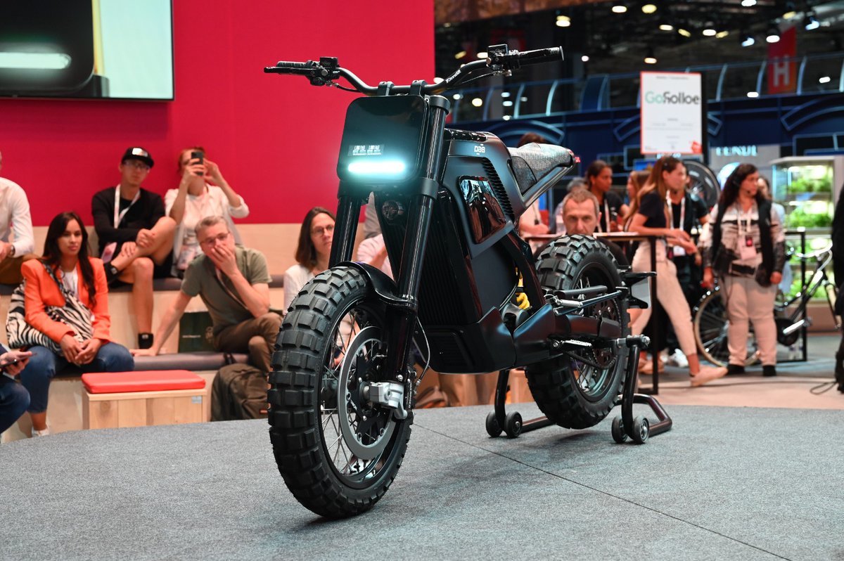 VivaTech's tweet photo. ⚙️ Rev your engines with @Dab_Motors at #VivaTech!

This luxury &amp; premium concept e-bike is making the future of urban mobility #sustainable 🏍️⚡ https://t.co/1plcXl1Bxm
