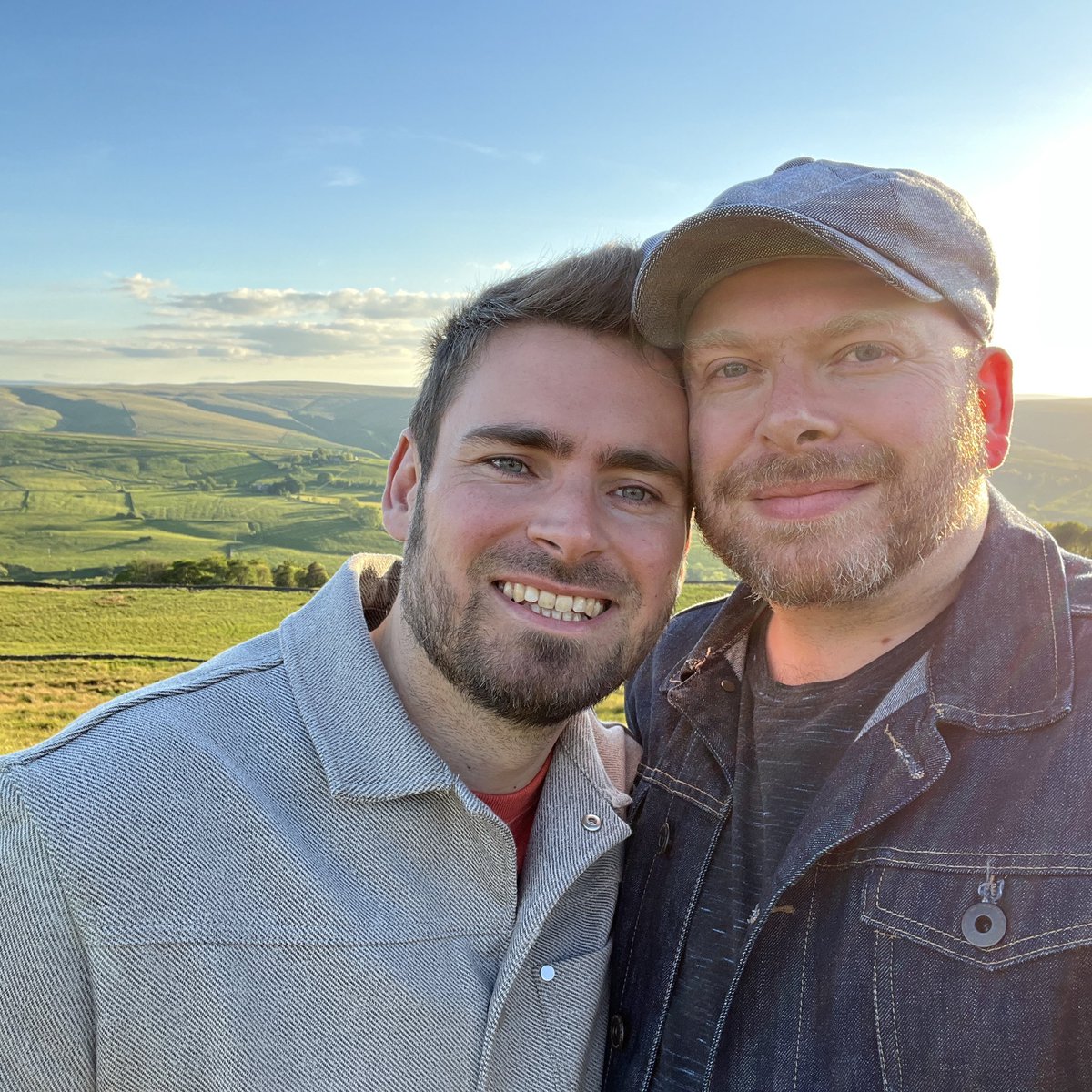 GRCAHA16's tweet photo. Gorgeous evening discovering beautiful #Carrshield, #Northumberland #England, #UK with @MXOFO https://t.co/wsoYlrZZk2