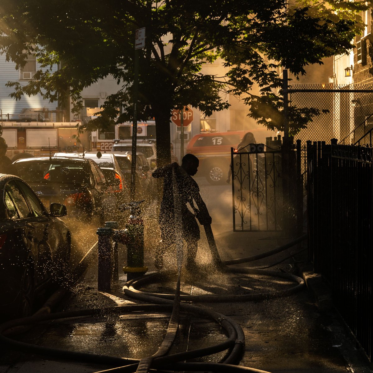 agrayphoto's tweet photo. gonna be a hot summer #nyc #newyork #spicollective #streetphotography @agreatbigcity https://t.co/PbRYQFmLpv