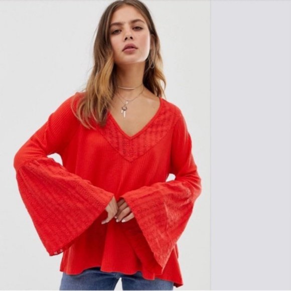 Hopkinstani's tweet photo. So good I had to share! Check out all the items I'm loving on @Poshmarkapp #poshmark #fashion #style #shopmycloset #freepeople #theeastorder #ideology: https://t.co/I6yzQ2QISj https://t.co/CxrWJCfBSa