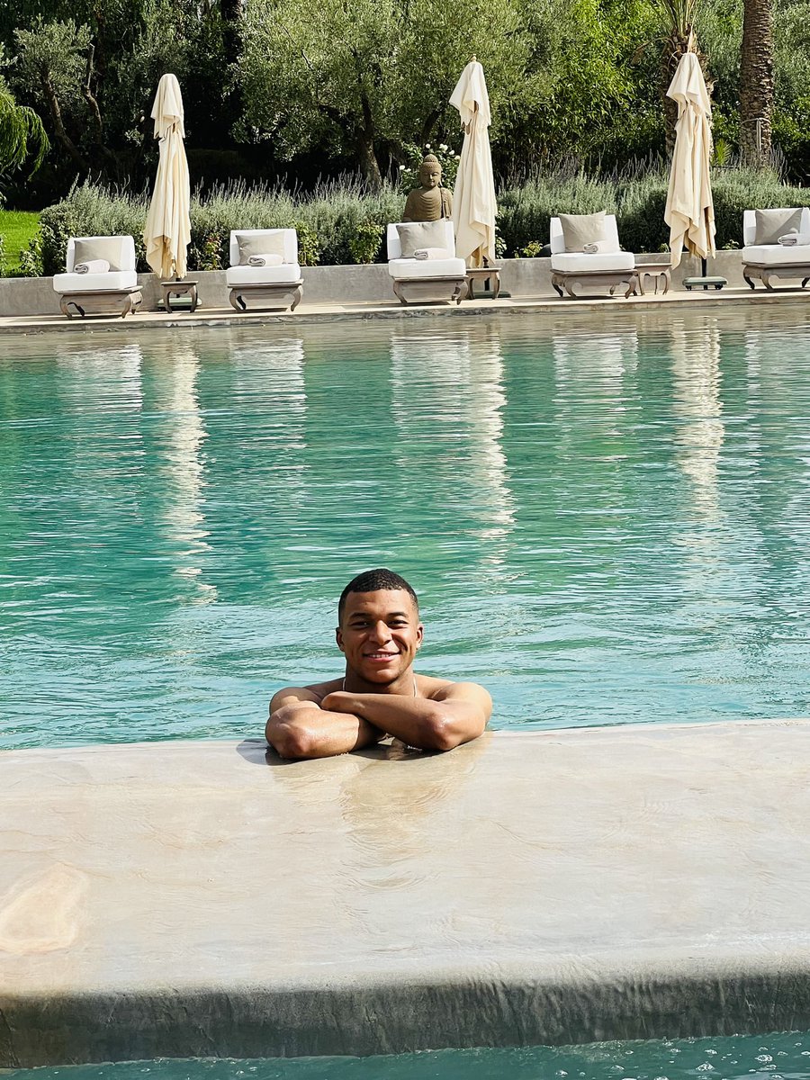 KMbappe's tweet photo. FINALLY 🤤🤤🤤🤤🤤🤤🤤🤤 https://t.co/SS2XSu5vBX