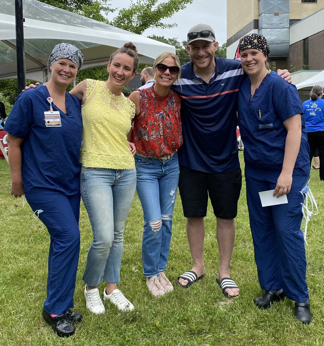 StuntmanStu's tweet photo. Free @GabrielPizza 🍕today at the Riverside campus! Thanks to OR nurses Tracie &amp; Kristen for all you guys do!! #TOHSAW https://t.co/odP4bU7KOq