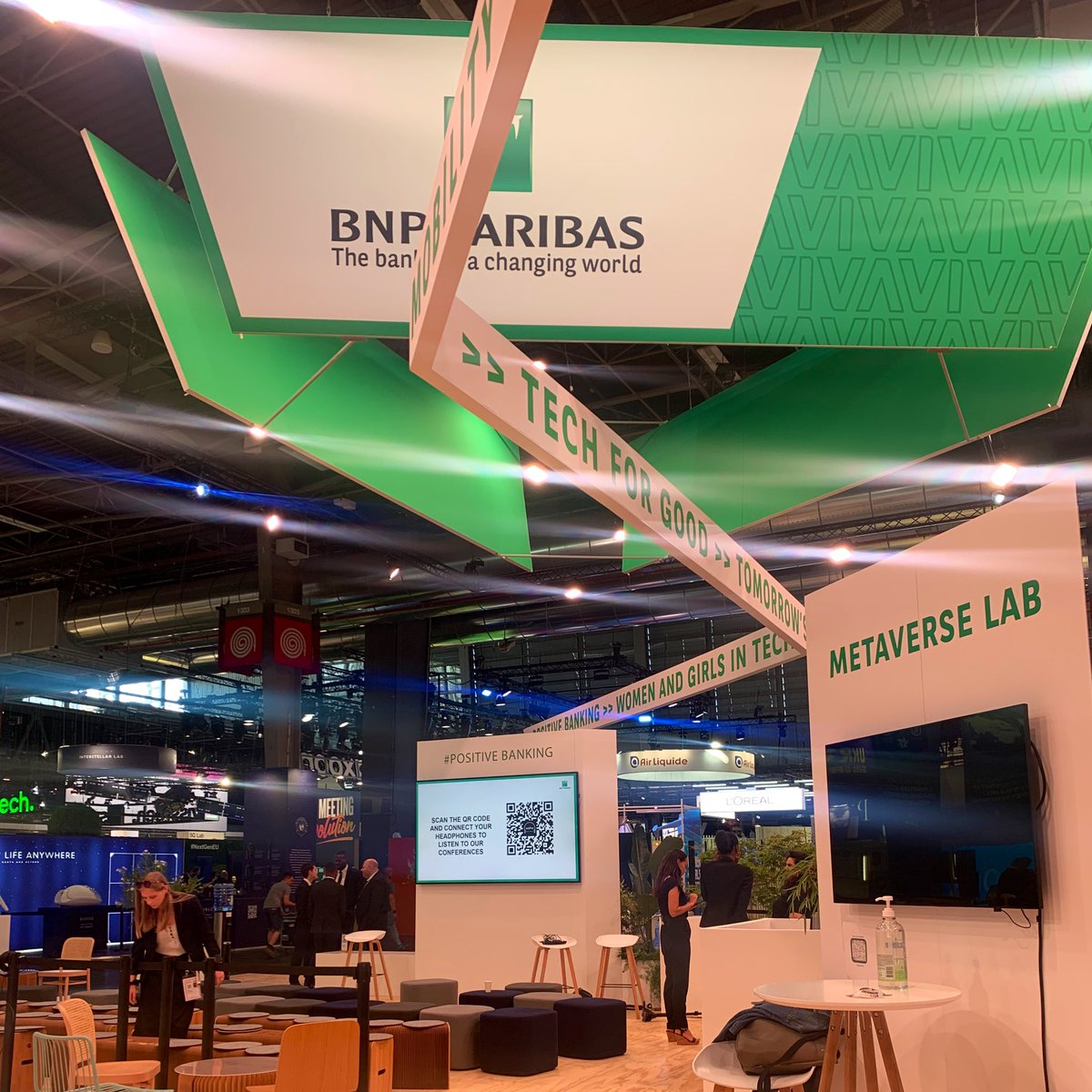 And it’s a wrap, day 1 is over at #VivaTech ! 
Get some rest and see you tomorrow to discuss about the future of #mobility, #metaverse, #AI and much more… ✌️

#BNPPAdvance