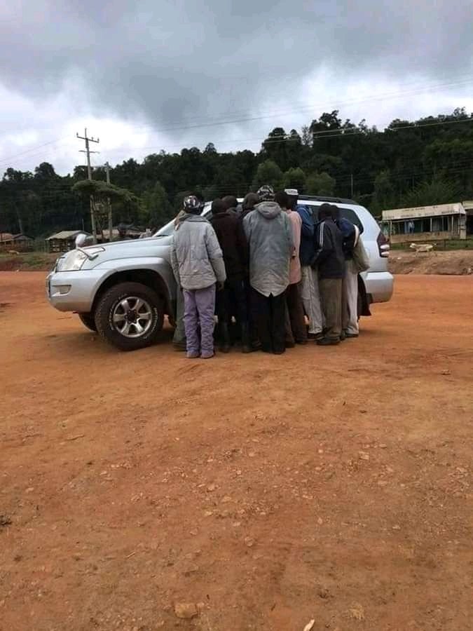 _kisyagi_'s tweet photo. somewhere in Africa two month to elections. https://t.co/iyK4ZfpG4j