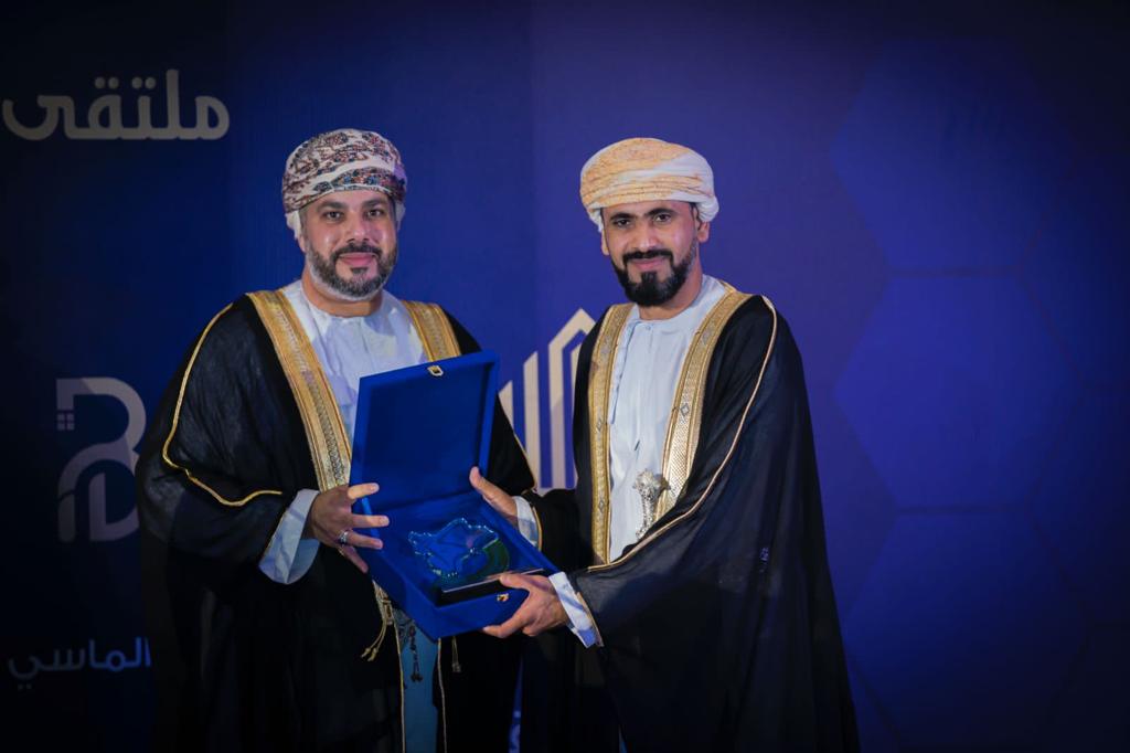 كانت أمسية تعج بالأمل الذي بدأ على وجوه كل الحضور  شكرا لكل من ساهم في إنجاح هذه الفعالية 
#ملتقى_مسقط_للتطوير_العقاري
@chamber_oman 
<a href="/omaninfo1/">وزارة الإعلام - سلطنة عُمان</a> 
<a href="/housingoman/">وزارة الإسكان والتخطيط العمراني - عُمان</a> 
<a href="/KhazaenEC/">Khazaen خزائن</a> 
<a href="/alnama_om/">النماء العقارية</a> 
<a href="/alruqeishii/">الرقيشي للعقارات</a> 
<a href="/propertyoman/">علوم العقار</a> 
<a href="/mshalkindi/">محمد الكندي</a> 
<a href="/shabiba/">الشبيبة</a> 
<a href="/redha_alsaleh/">المهندس رضا بن جمعة آل صالح</a>