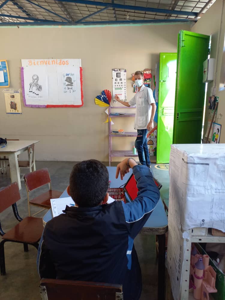 AsicLinoMaradei's tweet photo. Continuamos llevando a las escuelas Jornadas de Salud,avanzar es la tarea. @Cubacooperven @Cubacooperabol2 @AdanVillavicen5 @altunaga_perez @DonaisDebrosse @MilenaRicardoP1 @JoseRamon481975 @mailencp2022 @delvisverde96 @BlancoBayon @Pedro30041977 https://t.co/Er8MfVgVhO