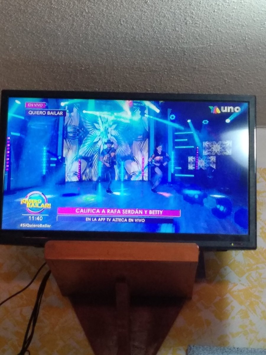 Yuyina_18's tweet photo. #SiQuieroBailar viendo a mi crush de la tv 💜✨ mi pareja favorita lo hicieron increíble el baile me recordó a @gabyramiirezz y @RafaelSerdan en epic fail de #VLAFDS LOS 💜💙 https://t.co/65e9dvtosi