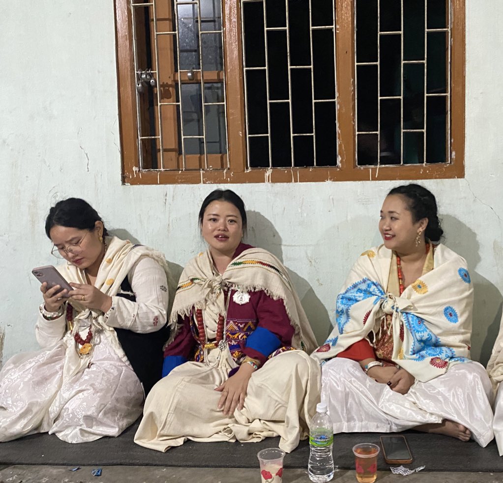 ApedaRondo's tweet photo. The jamboree still on underway, in the land of aesthetic and host bewildering, conviviality Sherdukpen Tribes. #ChekkorVibes.
@ThungonSange https://t.co/Ndtosr2clO