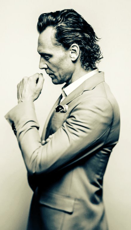 MoreThanLoki's tweet photo. When your wife chooses the suit.
Thank you, darling. @LostInAWhisper https://t.co/vpfmJfKpYV