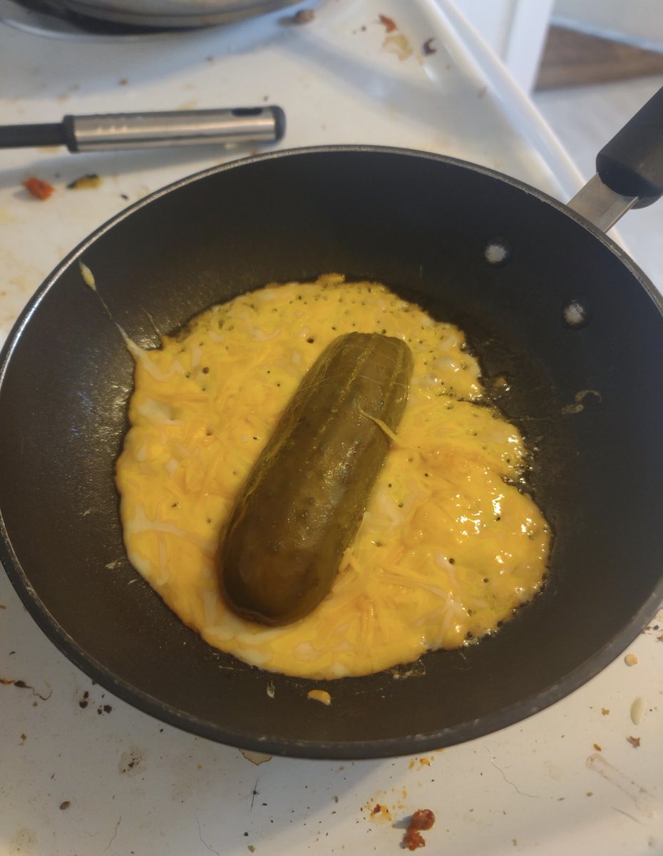 TarellThompson's tweet photo. cooked my gf a 3 course meal 🥰🥰😋 https://t.co/fxGo1EBrvS