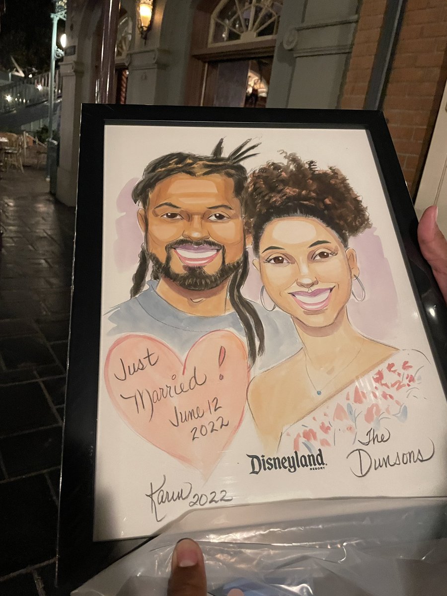thriftsntangles's tweet photo. Married my favorite person on Sunday! @killthefake_ 😭💚 https://t.co/e74OPxAjXH