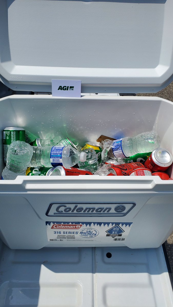 RaeW_AGI's tweet photo. Happy Wednesday Twitter!

With it being 900 degrees here in #Ontario I'm looking to stop out on farm to help you keep hydrated and talk a little bit about @AGI_Digital and how we can help you!!

Give me a call at 289-242-7604! https://t.co/Amga24iq9Y