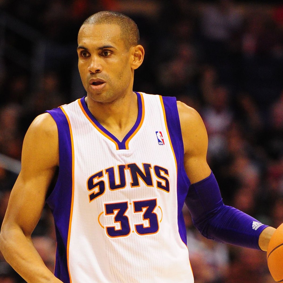 LegionHoops's tweet photo. Grant Hill on Shaq:

“We’re in the showers after practice and he goes to Jason Richardson and says: ‘J-Rich you got a fat a— man.’”

😂😂😂 (via All The Smoke Pod) https://t.co/OAsGUTerBi