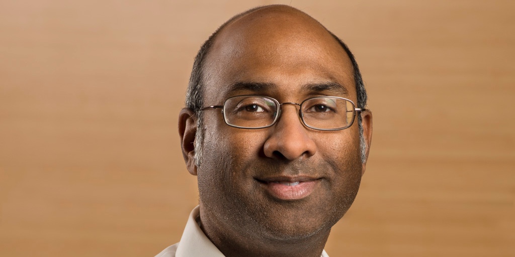 SCIDirector's tweet photo. Congratulations to SCI member @RaviMajetiMD who was named the next Director of the Stanford Institute for #StemCell Biology and Regenerative Medicine. He will take over when current Institute Director &amp; SCI leader Irv Weissman steps down in the fall. https://t.co/NmiAEb2g6f https://t.co/HVTWAaq34A
