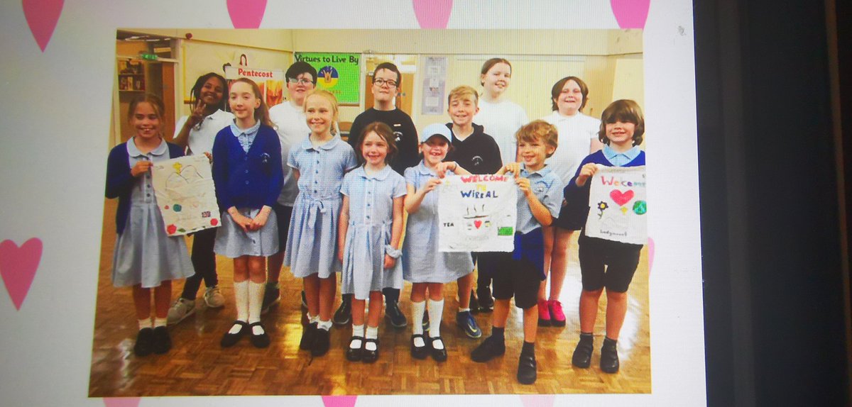 LadymountNews's tweet photo. Thank you @thingwallprima1 for the 'Travelling Suitcase'. We have enjoyed the texts and showing our love and support for refugees and asylum seekers with our unique handkerchief. Well done school council ♥️ @Heart4Refugees @CentreDeen @slswirral @wirralmeas https://t.co/zi26qDNLsd