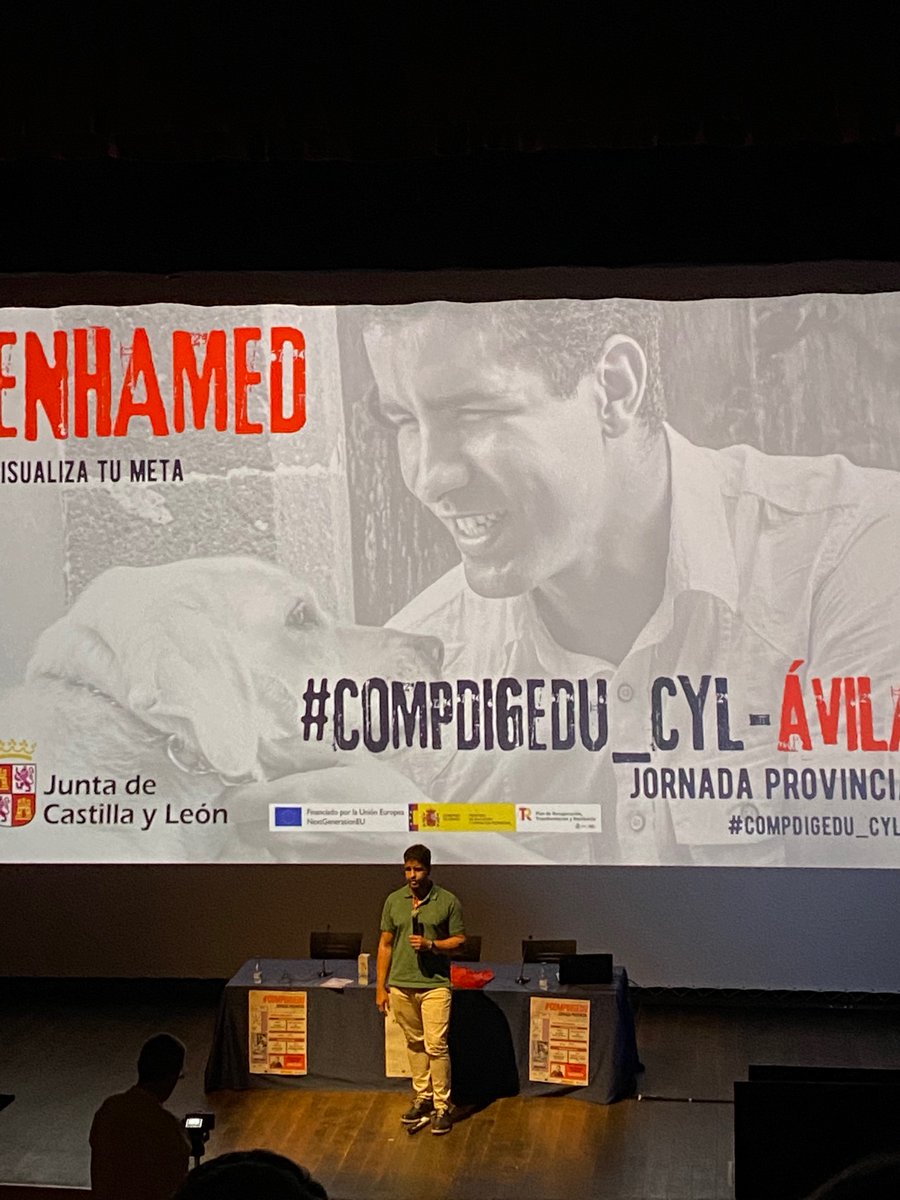 CEIPCOMUNEROSAV's tweet photo. Intenso día el que hemos disfrutado hoy, aprendiendo de compañeros que hacen de su trabajo su pasión. Gracias a todos. @MMCCAvila @educacyl @Manu___Velasco #CompDigEdu_CyL_Avila https://t.co/GZqRqy5BSM
