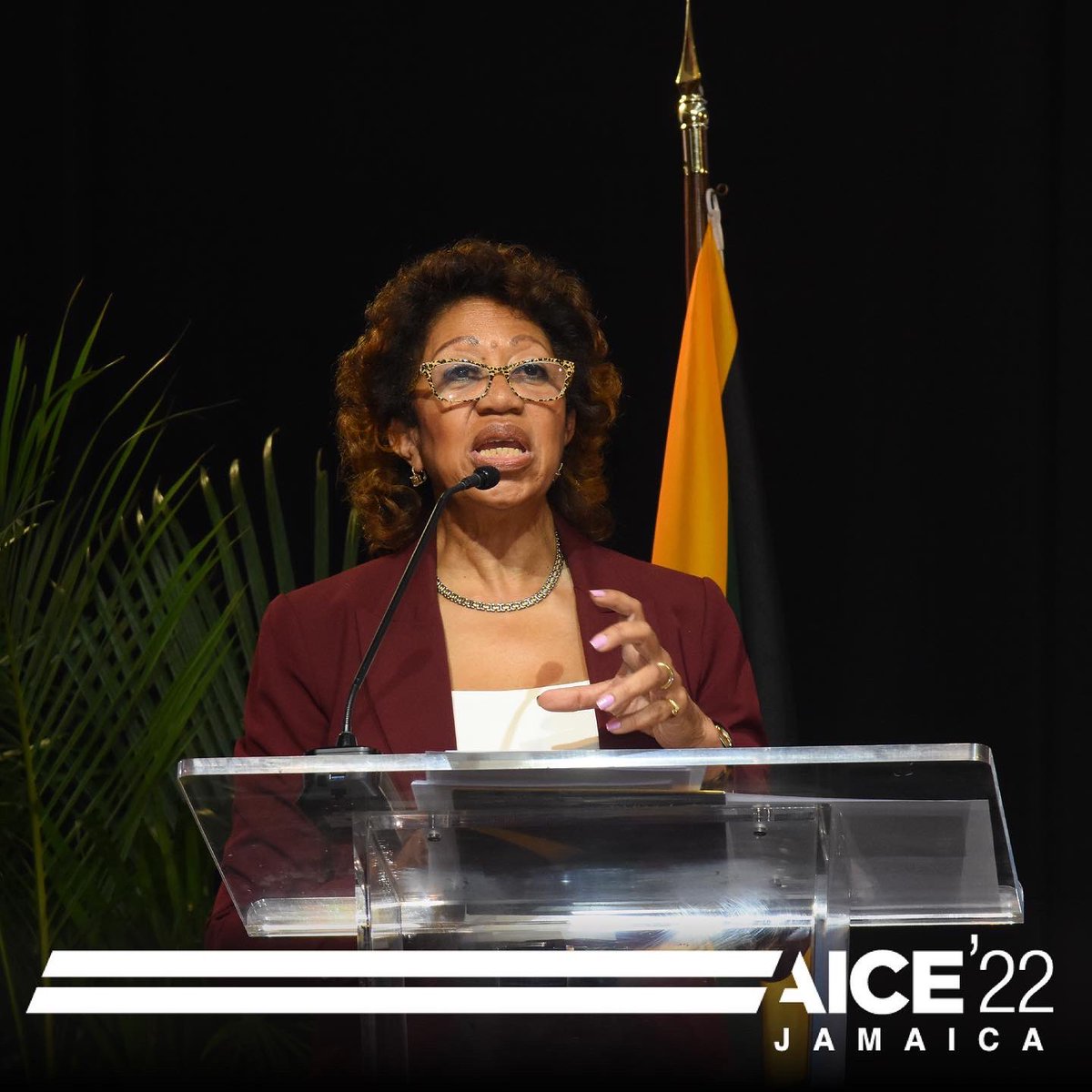 aiceja22's tweet photo. We are off to an exciting start on Day 3 of #AICE2022! The event commenced with an enlightening presentation by the President of Jamaica Promotions Corporation (JAMPRO), Diane Edwards where she shed light on the various investment opportunities available in Jamaica. https://t.co/rrGOenlASC