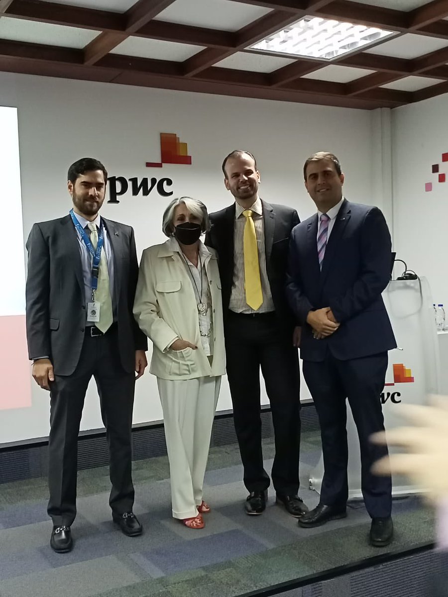 emazutiel's tweet photo. En la mañana de hoy en @PwC_Venezuela junto a @rorodriguez987 y @Fivenca compartiendo puntos de vista sobre la adecuación corporativa y oportunidades de financiamiento. Gracias @cavenit por la invitación https://t.co/Suz4aGYule