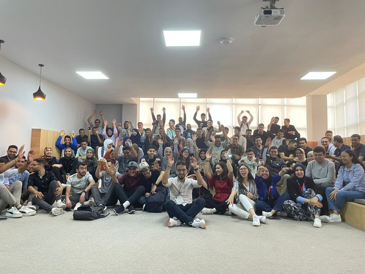 GDG Agadir tweet media