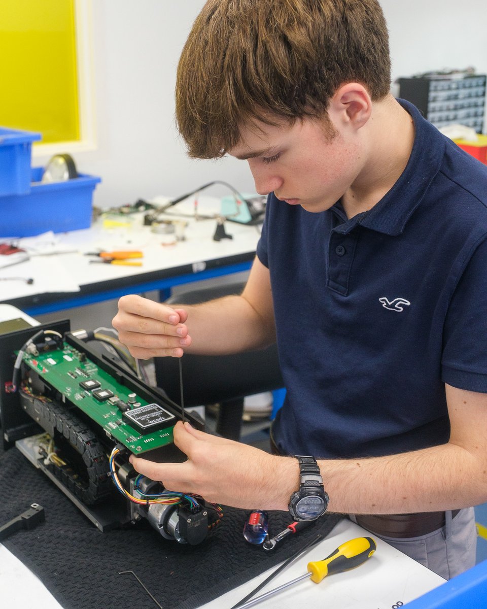 AIS_Eagles's tweet photo. Some opt to lay at the beach during summer. Others tinker with tech. Today, we are featuring Nathan! Nathan has been interning at @ClassOneTech &amp; working on a robotic arm as part of our AIS STEAM internship program. He will be wrapping up this project this week! 🤖 #AISLife https://t.co/ZGy9H3m4tX