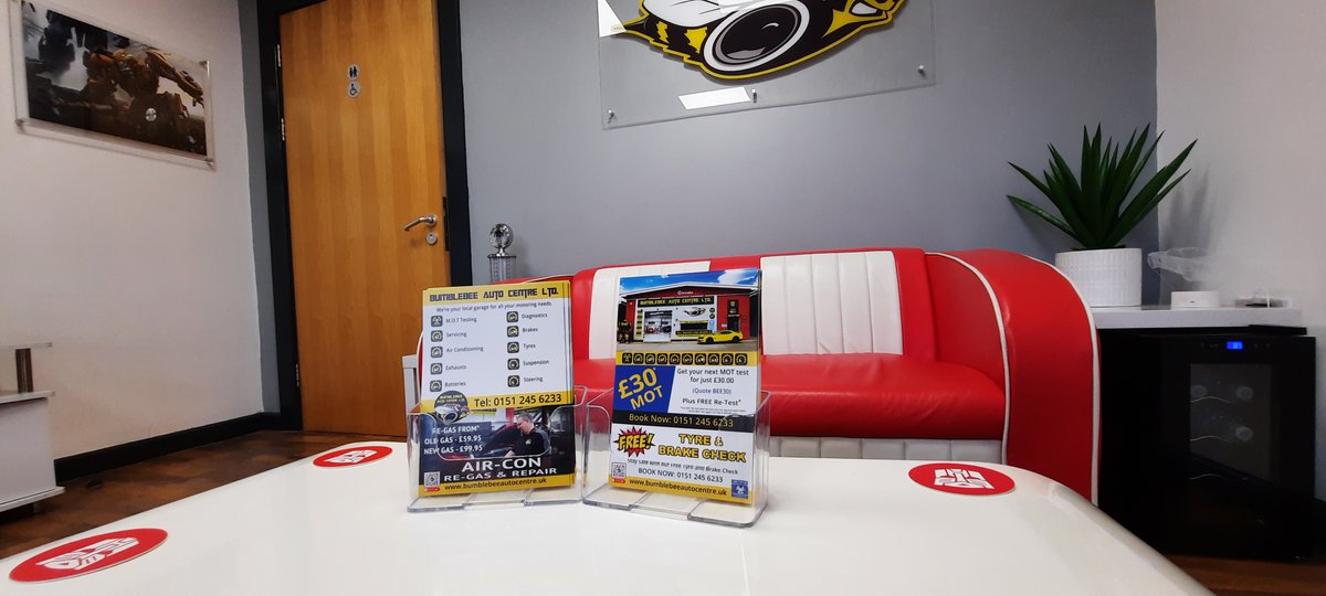 ChewDigital's tweet photo. Another delivery of our bespoke designed A5 Flyers for Bumblebee Auto Centre Ltd. Double Sided 170gsm Gloss.
#flyers #flyersdesign #chewdigital #wirralbusiness #flintbusiness #moldbusiness #northwalesbusiness #cargarage https://t.co/2iwIc4lhrC