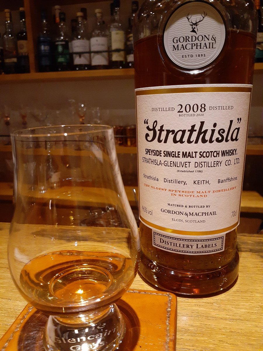 osake_nombee's tweet photo. 本日の。
DramLad&Co.Japan
Secret Orkney 2007 13yo Caskstrength
高島公園カスク、開栓直後でAlc感強めだけど、ちびちび飲んでると開いてきて◎
GM Strathisla 12yo
Distilled2008 bottled2020
優しく華やか、徐々に開いて力強くなるボディ
#DramLad #SecretOrkney
#GM #Stathisla #酒うま #TWLC https://t.co/DGwOx3vSdi