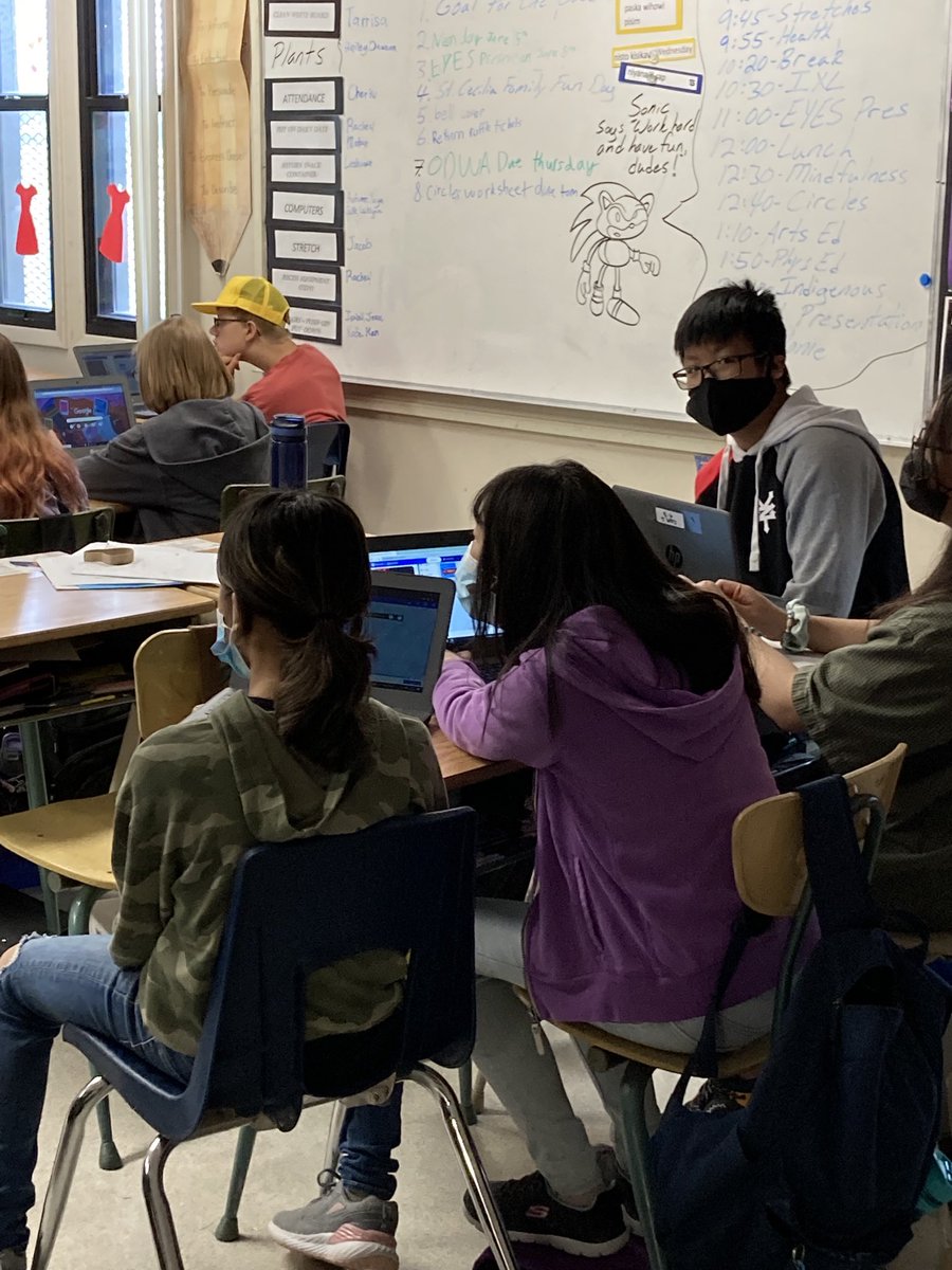 MikeZylak's tweet photo. Super fun day of coding with Eyes Regina! Always great to have guest facilitators in our room! These students love their science! ⁦@RCSD_No81⁩ ⁦@StFrancisRCSD⁩ https://t.co/OdYJ8KT9fK