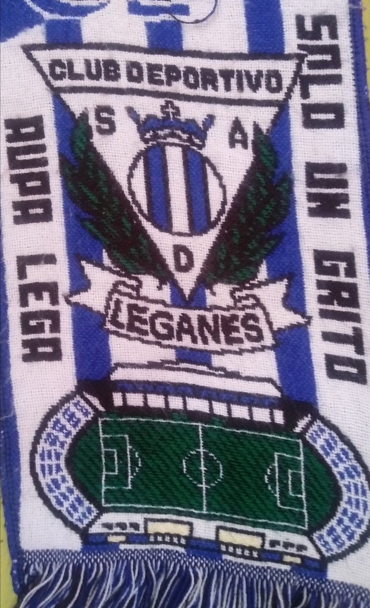 Calahe11's tweet photo. En mi casa ⚪🔵⚪qe difícil es tener el❤️partido https://t.co/stxTLzuGJ3