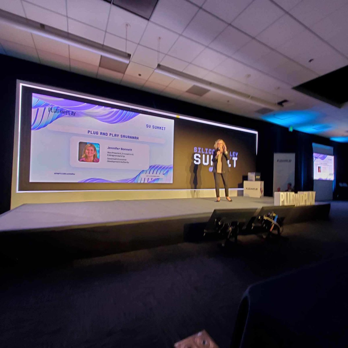 jen_bonnett's tweet photo. And here I am on stage at @PlugandPlayTC #PlugandPlaySavannah with @SavannahEconDev @GeorgiaSouthern @GaPorts and more partners! #firstmilelogistics https://t.co/Oo2epqAr3L