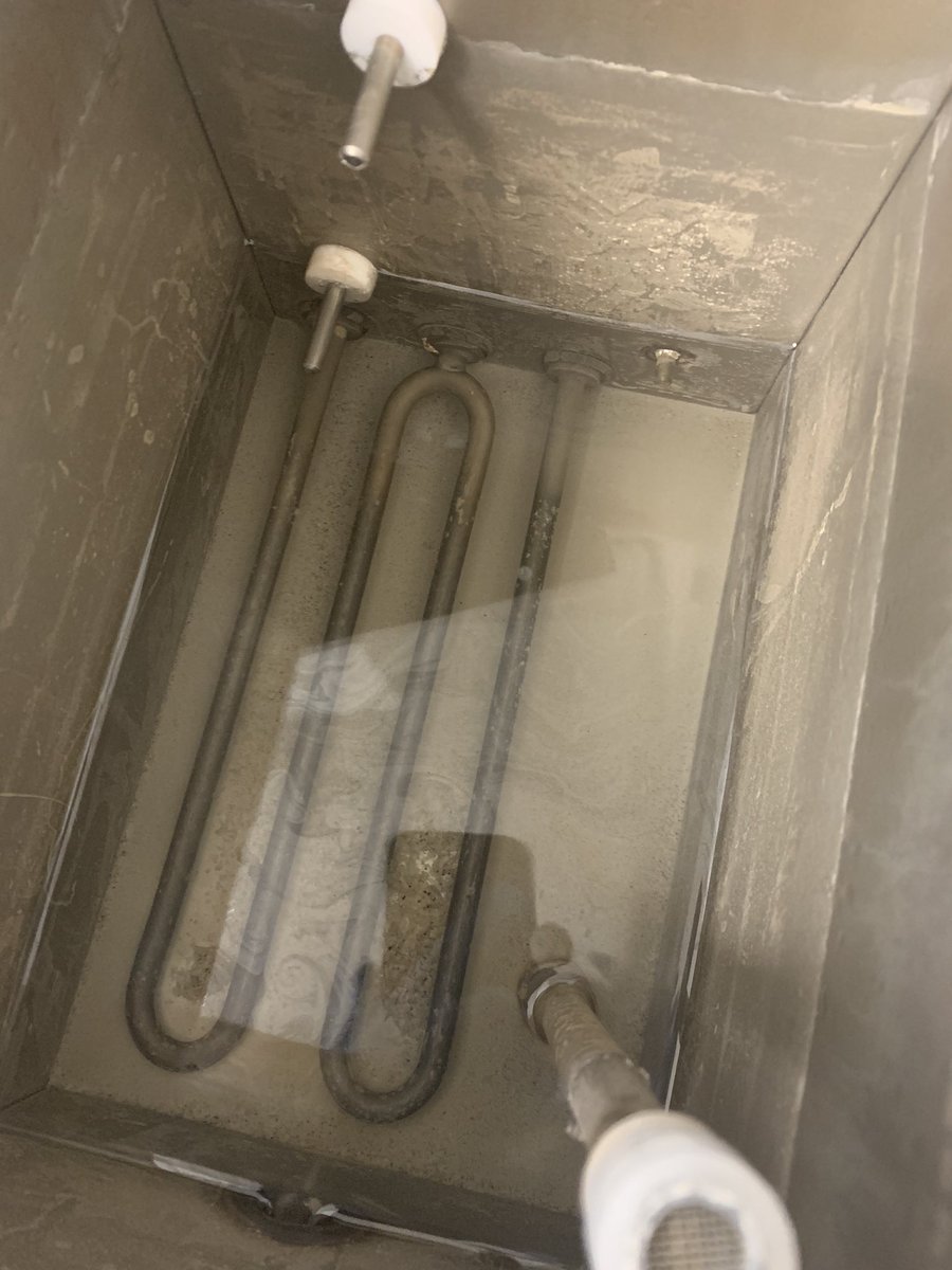 mainsfed's tweet photo. Have you looked inside your #officewaterboiler lately? Our engineer sent us pics of a descale on this one he completed earlier today. Great job. https://t.co/wmLCxqPZ09 https://t.co/uVlT9u5C14