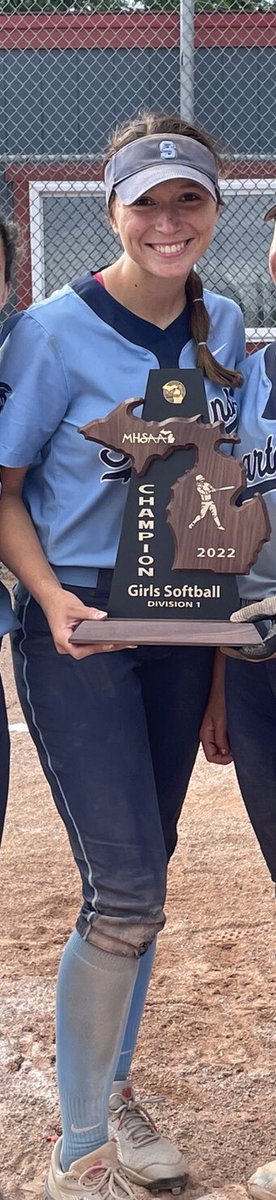 HanniganCoach's tweet photo. Congratulations @janiewestt who is ALL-REGIONAL Centerfielder! A 2x All KLAA, a 2x All District and now a 2x All Region! Thank you Captain for everything! Hillsdale is lucky to have you! @HCSBCHARGERS @djwest777 https://t.co/slBYEKdy0j