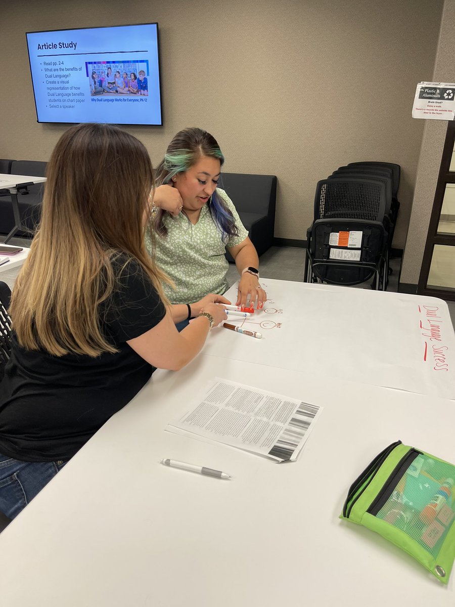 Meredith Scoggins (@scogginsmp) on Twitter photo Getting our 3rd grade Summer Series started this afternoon with Dual Language Essentials! Join us next week for more on Paired Literacy. @kristenp_robles <a href="/world_iisd/">Please follow us at @IISDbil_esl</a> Getting our 3rd grade Summer Series started this afternoon with Dual Language Essentials! Join us next week for more on Paired Literacy. @kristenp_robles <a href="/world_iisd/">Please follow us at @IISDbil_esl</a>