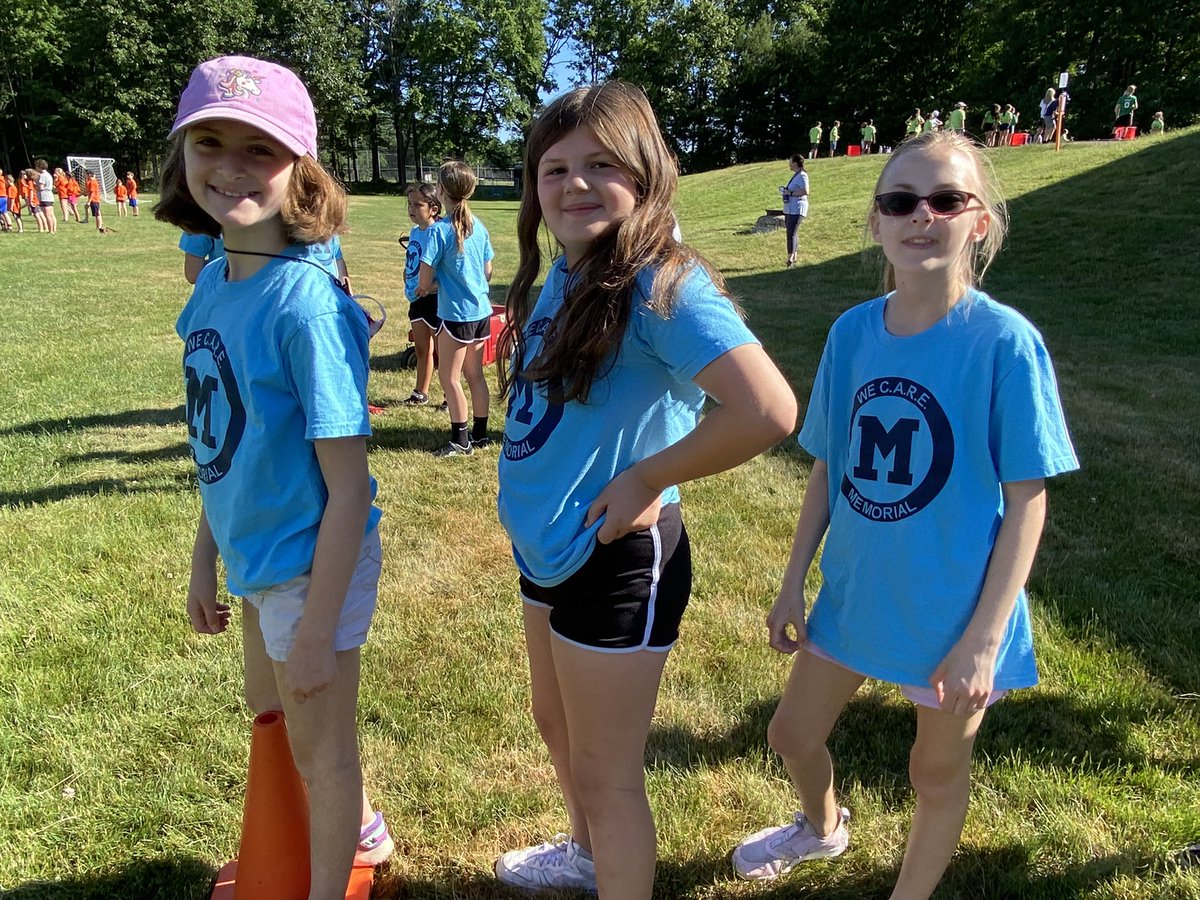 MrsSheroff's tweet image. More Field Day fun!