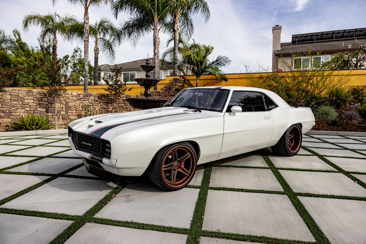 ForgelineWheels's tweet photo. Fire and brimstone. Saulโs #ProjectApocolypse #protouring #Chevy #Camaro runs like the devil on #forgeline #SC3C! https://t.co/f6PQH0yDgw https://t.co/7m0R1ArWgl