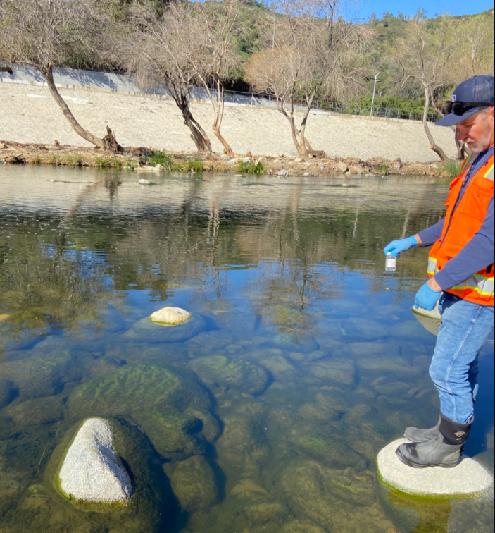 ularwmg's tweet photo. Our Area of Investigations are well underway, with diverse results reported in Segments A , C, and E of LA River. Visit our LRS Adaptation Plan on https://t.co/AR6iysVHX9 to learn more and follow updates on our efforts to track down high-risk sources of bacteria in our Region! https://t.co/fSXJPKeSW3