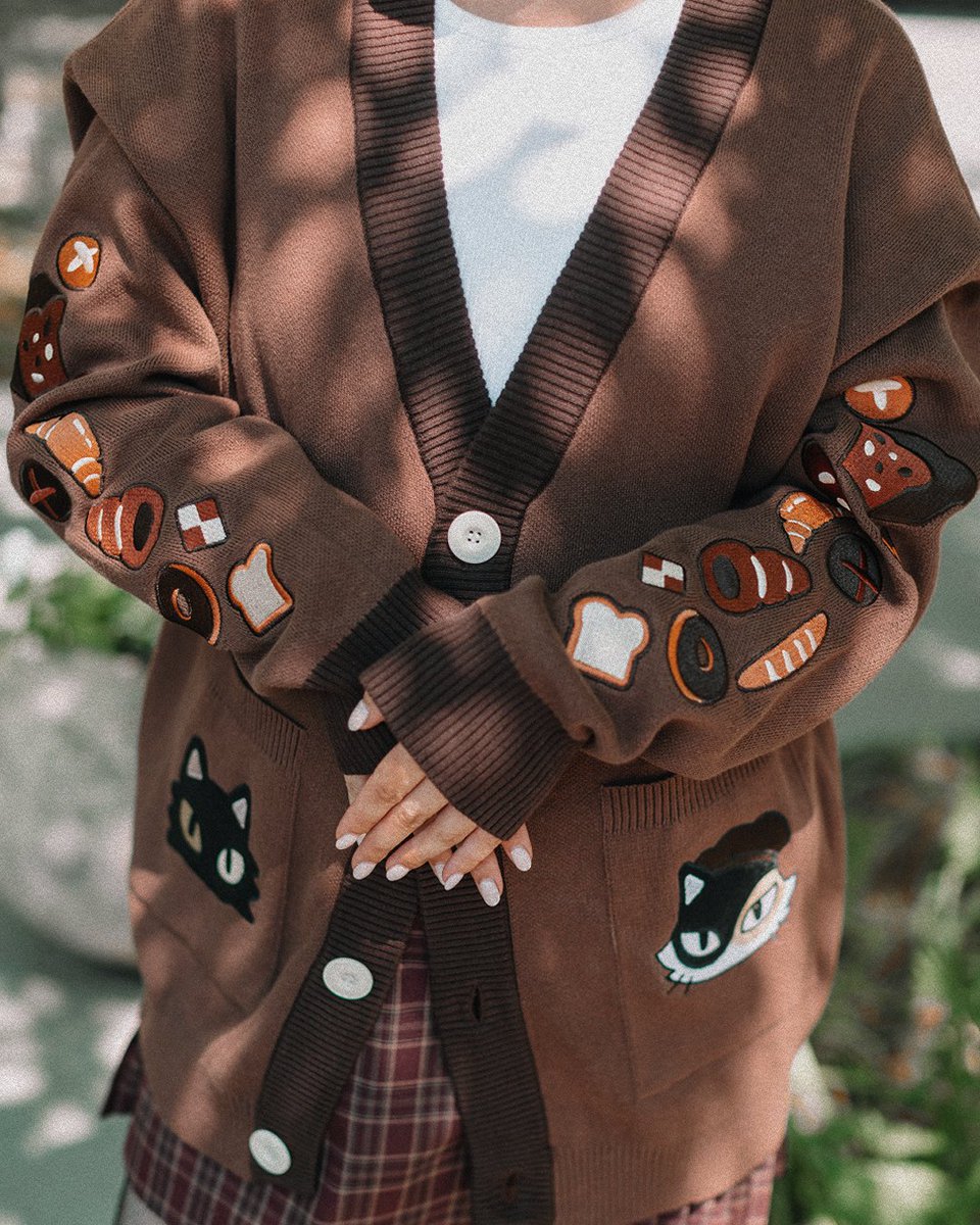 kinwamonster's tweet photo. 🐈Cat Bakery🍞 Knit Cardigan Coming Soon End of June! https://t.co/OrBu5wTFaf