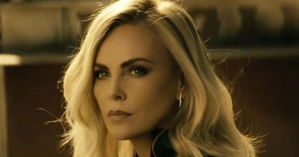 edgeonly's tweet photo. 🤩 @CharlizeAfrica in @TheBoysTV wearing our 3D Pointed Lightning Bolt Earrings! Dream. #TheBoysTV #CharlizeTheron #edgeonly https://t.co/P6coAf8rSL