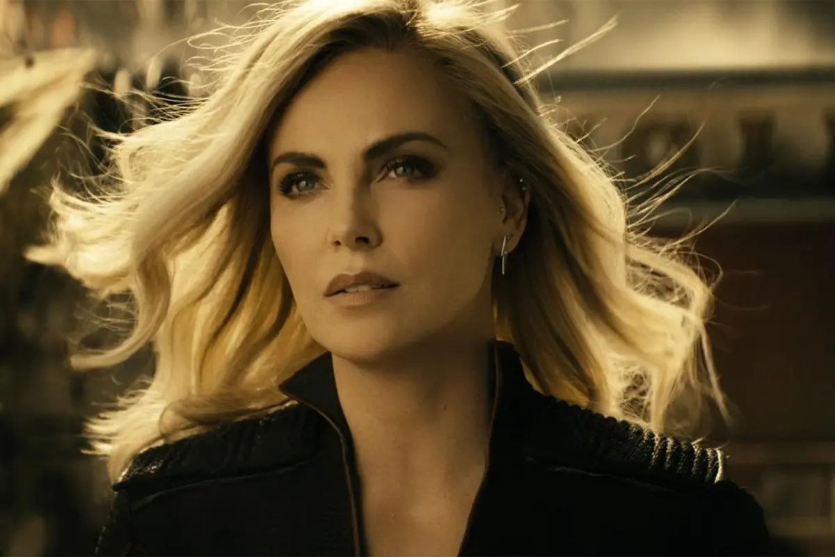 edgeonly's tweet photo. 🤩 @CharlizeAfrica in @TheBoysTV wearing our 3D Pointed Lightning Bolt Earrings! Dream. #TheBoysTV #CharlizeTheron #edgeonly https://t.co/P6coAf8rSL