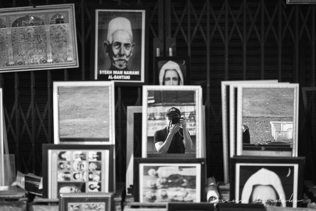 prem_handoko's tweet photo. Strolling around

#leicastoreid  #leicaslsystem #leicasl2
#leica #leicacamera #streetphoto #35mm #streetart https://t.co/dkcxWtRUpE