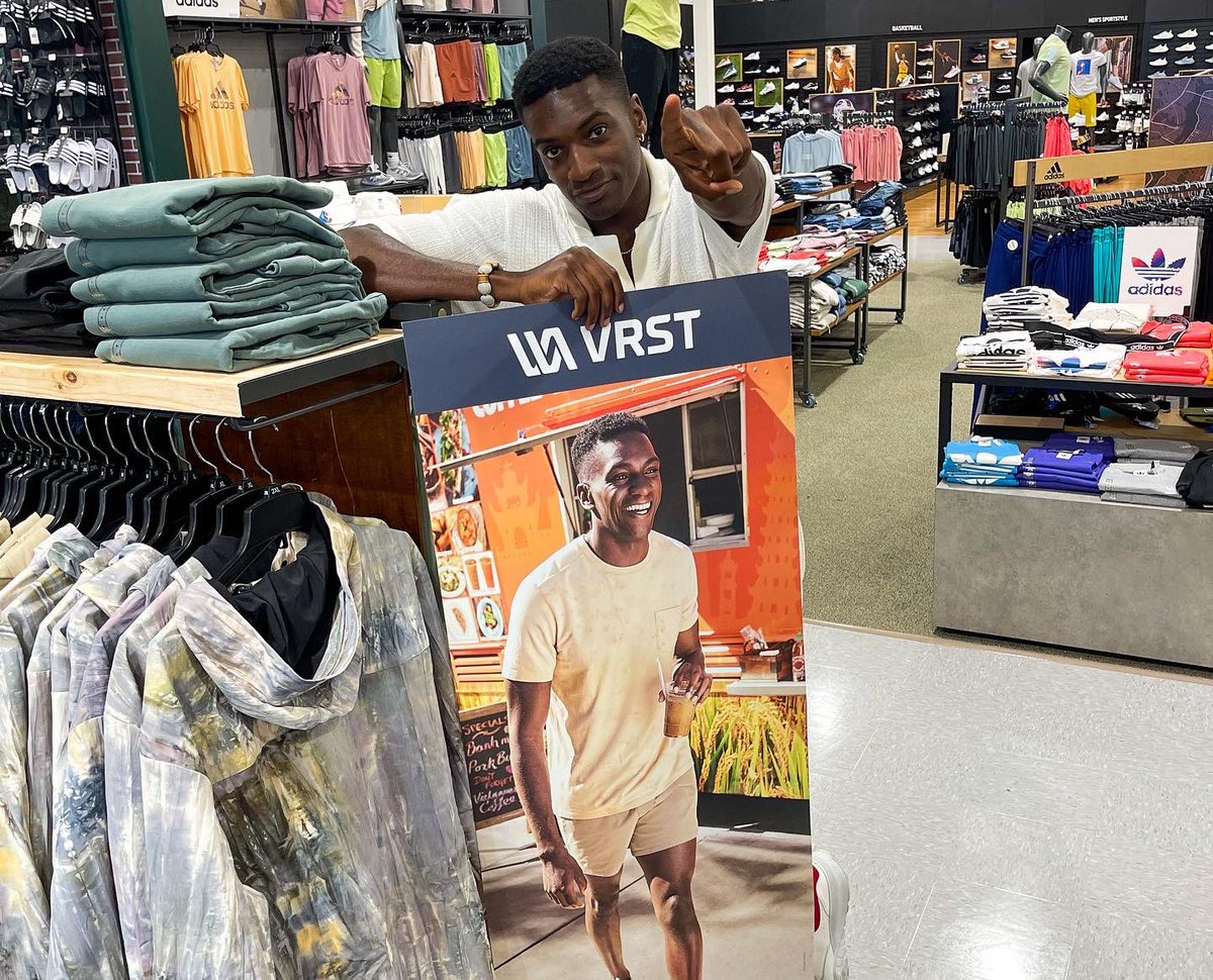 itsobinwankwo's tweet photo. Walking into @DICKS and seeing myself has been an unforgettable experience 😁 https://t.co/BRI46YSdDM