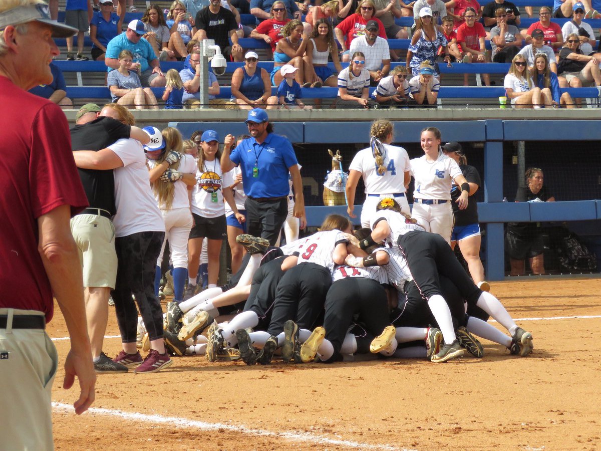 Kierstyn Smith tweet media