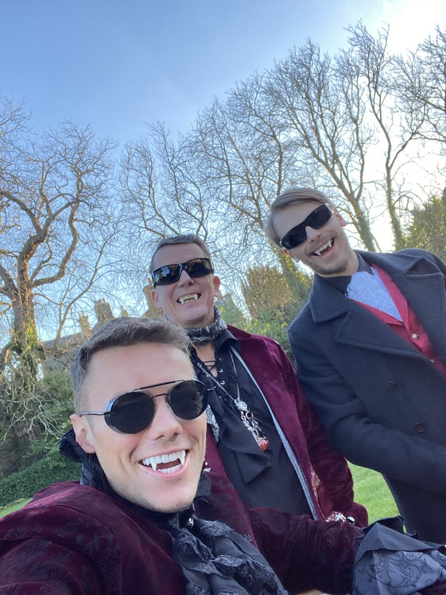 Behind the scenes of Better Than You! songwhip.com/friendslikethe… #BetterThanYou #NewMusic