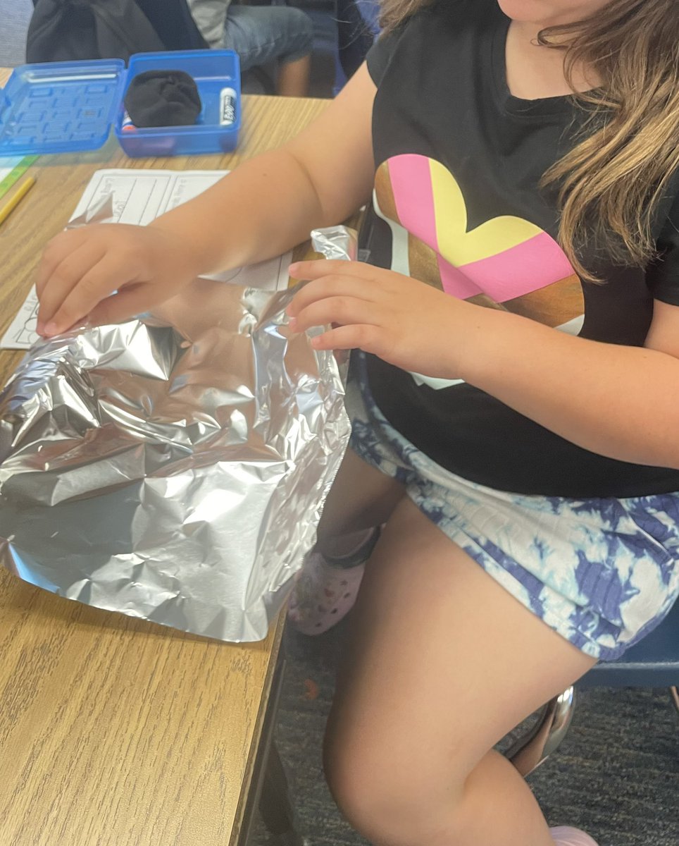 MrsMeganPezzi's tweet photo. Summer school is underway and I am so proud of the summer school staff at Veva/Linwood summer school for providing such an engaging experience already! Thank you to all who said YES to three more weeks of learning. 🚀☀️🦅@APBishop89 @NataliGarza1 https://t.co/OAav6qO535